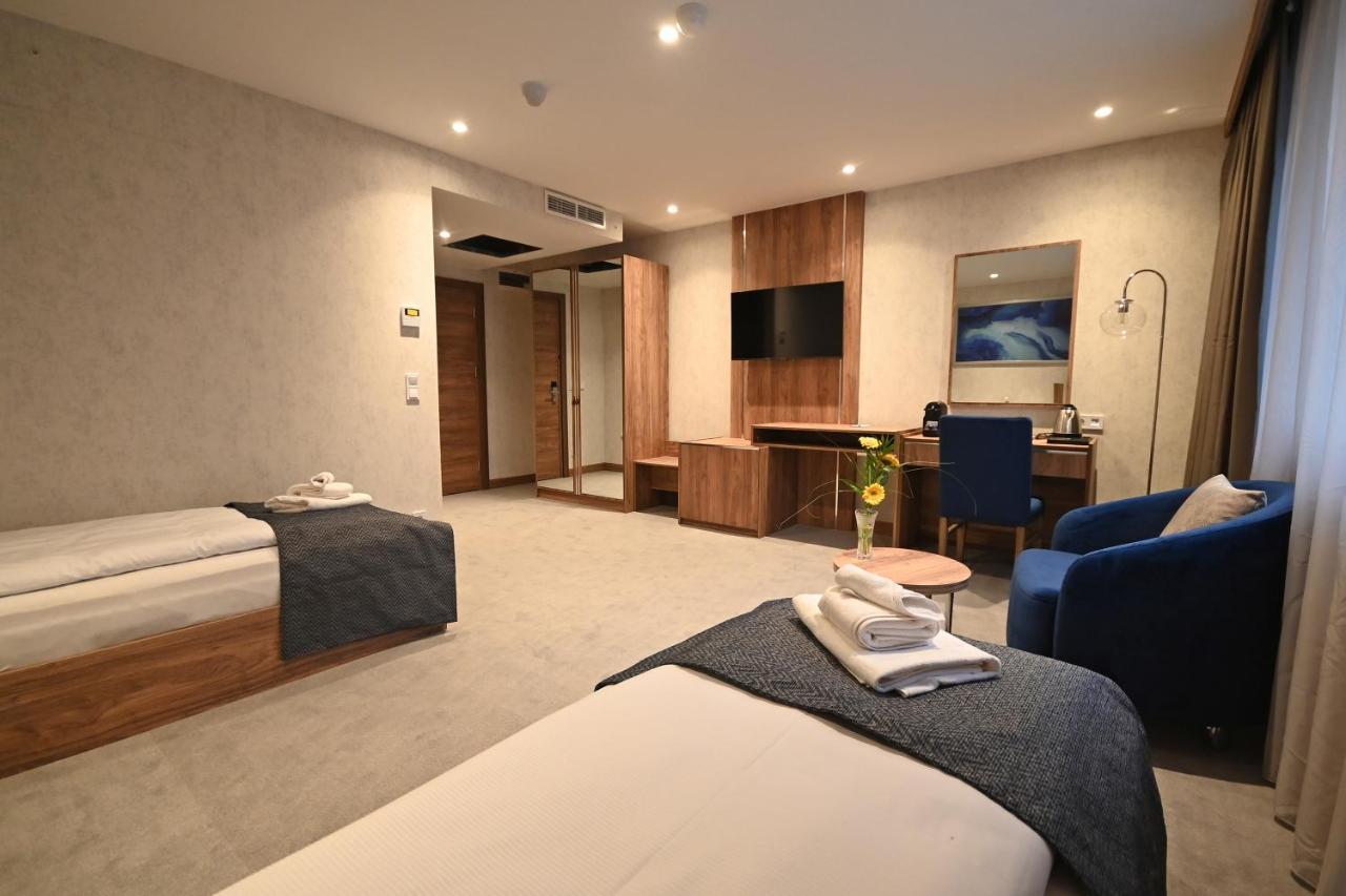 Hotel Foldana Budapest Luaran gambar