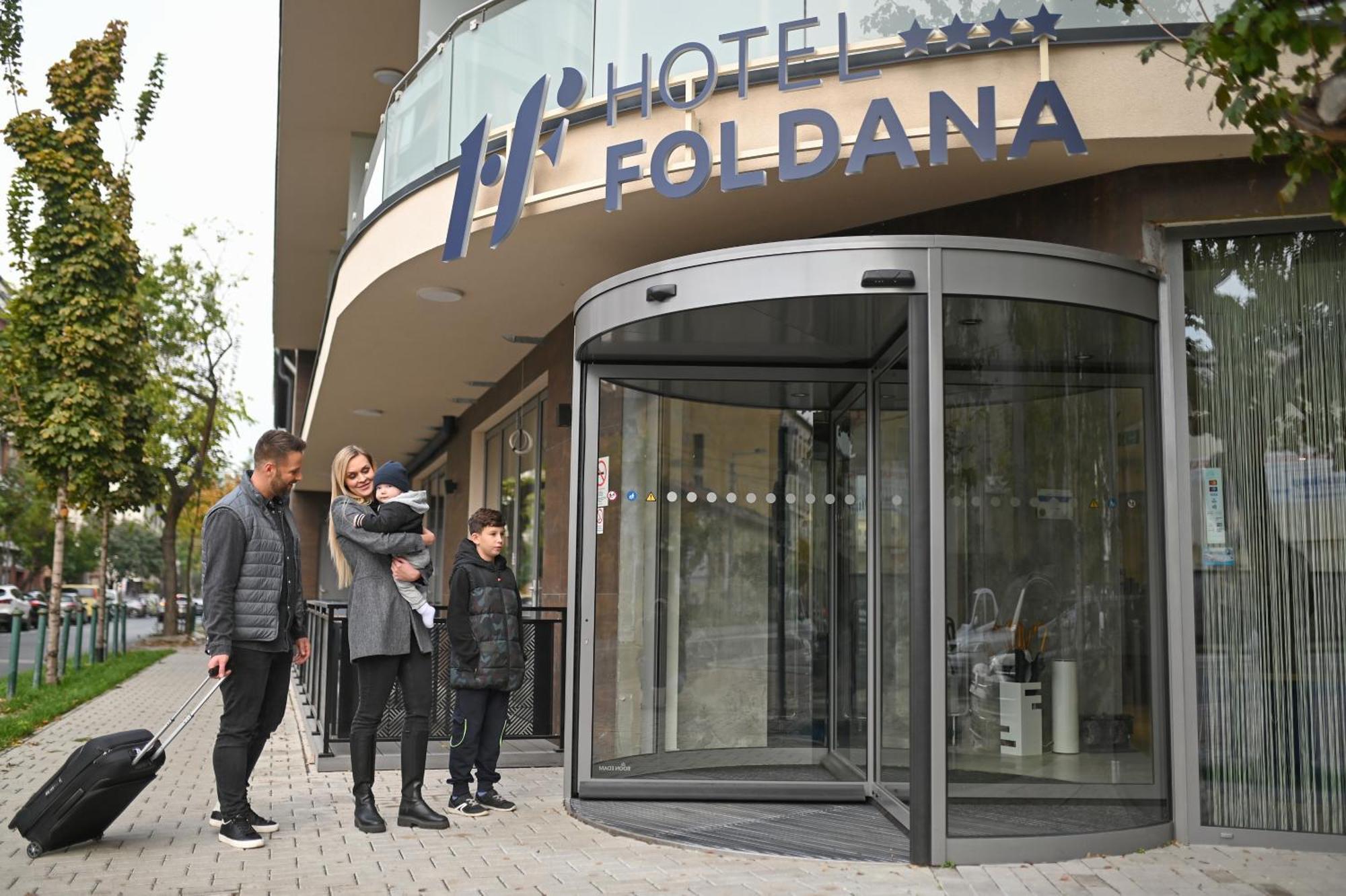 Hotel Foldana Budapest Luaran gambar